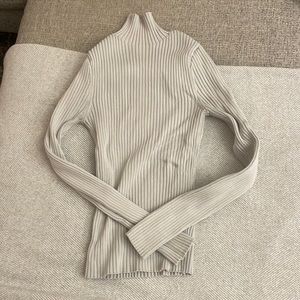Ribbed size small Zara turtleneck